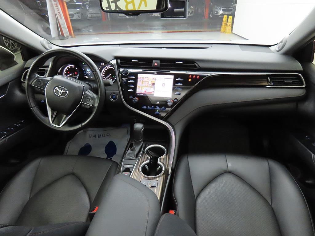 Toyota Camry - Vista 5