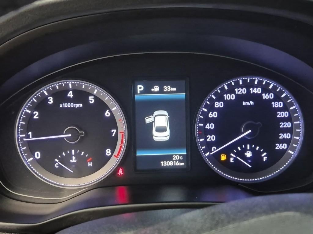HYUNDAI Grandeur - Vista 6