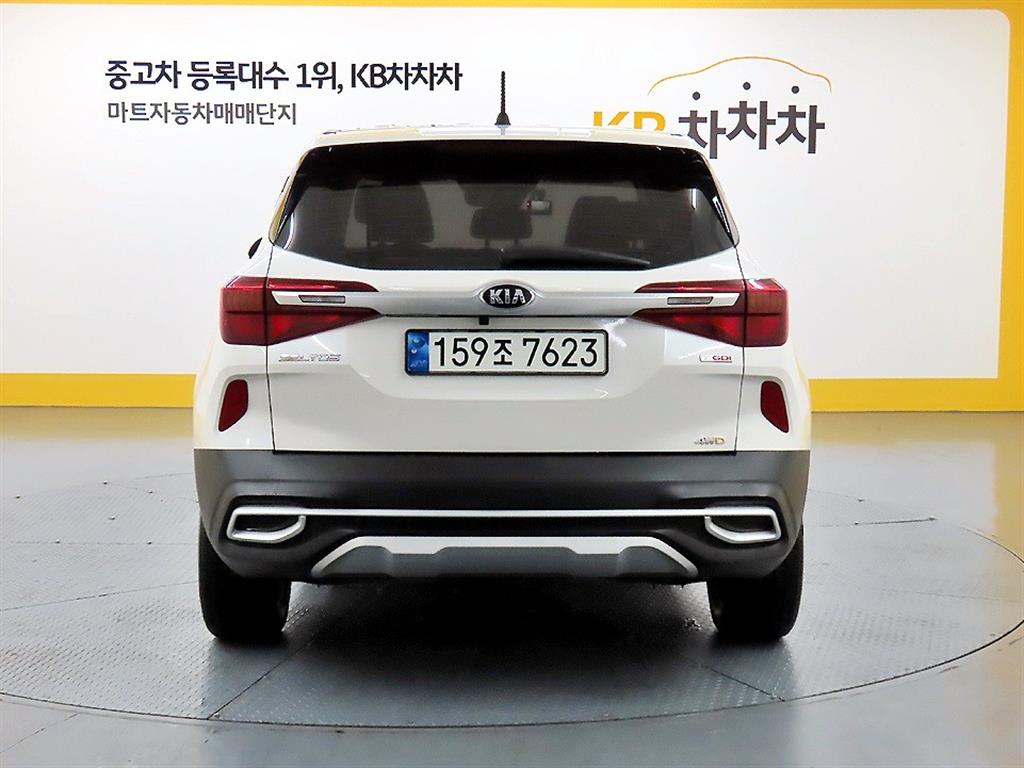 KIA Seltos - Vista 3