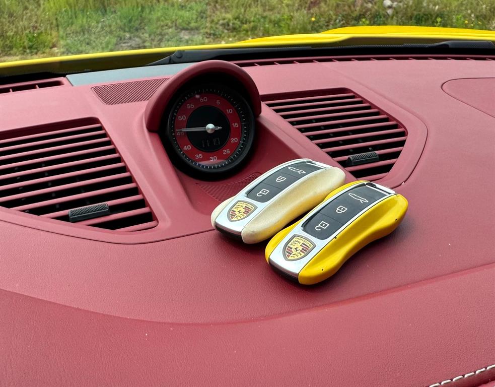 Porsche 911 2020 Amarillo - Importación desde Corea - HF Imports Iquique - Foto 20