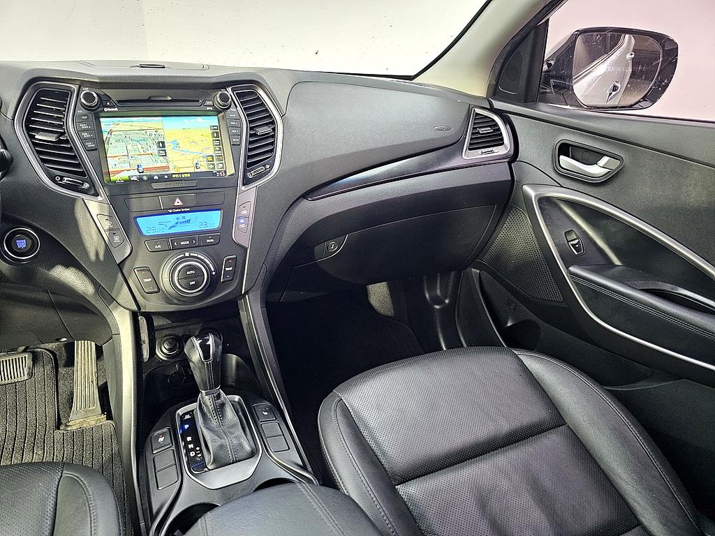 HYUNDAI Santa Fe - Vista 10