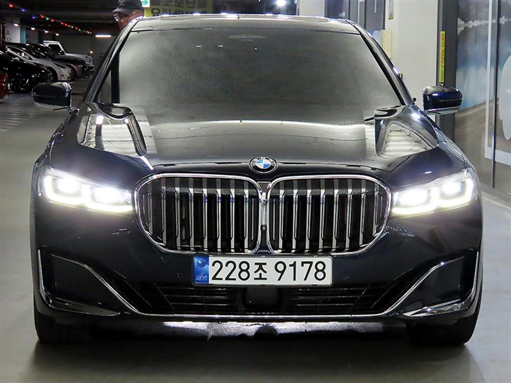 BMW 7 Series - Vista 2