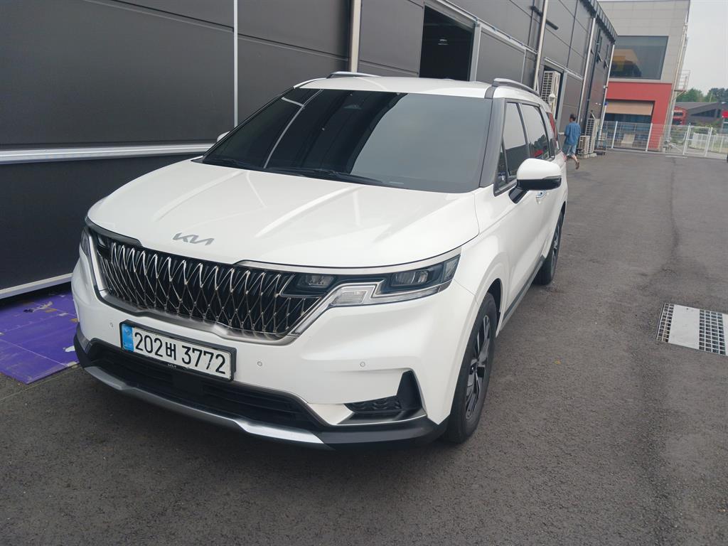 KIA Carnival 2023 Blanco - Importación desde Corea - HF Imports Iquique - Foto 1