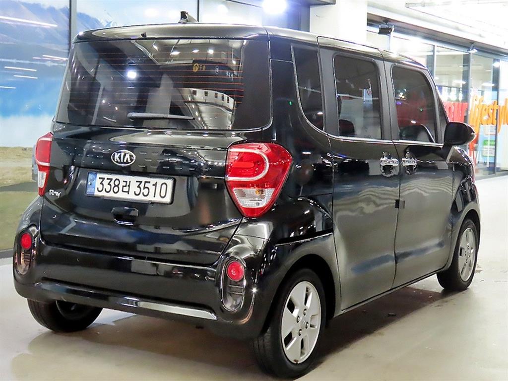 KIA Ray - Vista 4