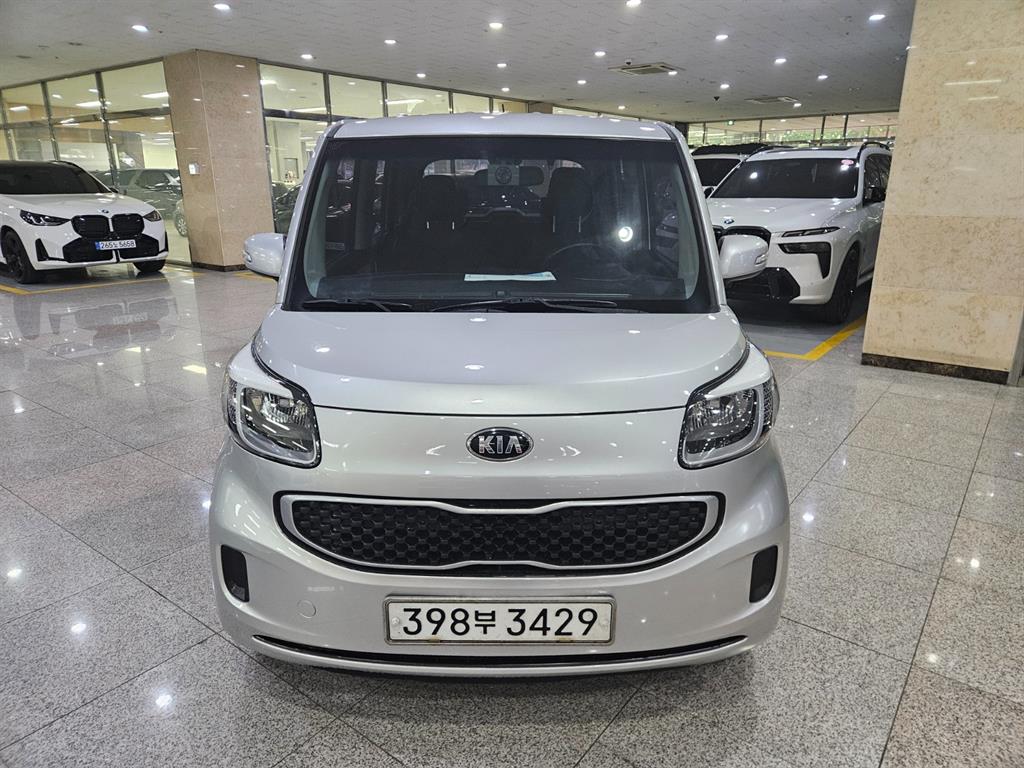 KIA Ray - Vista 2
