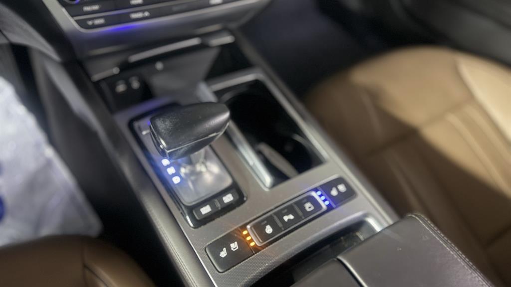 Genesis G80 - Vista 8