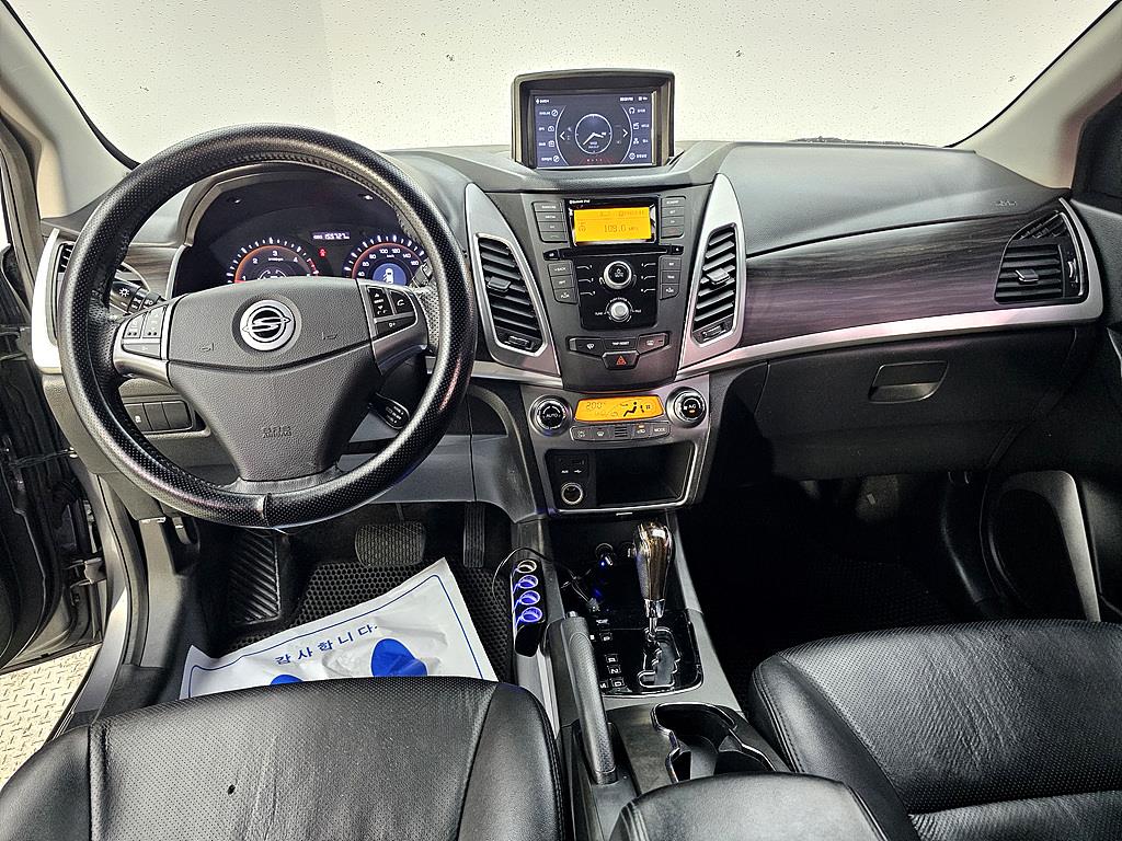 Ssangyong Korando - Vista 5