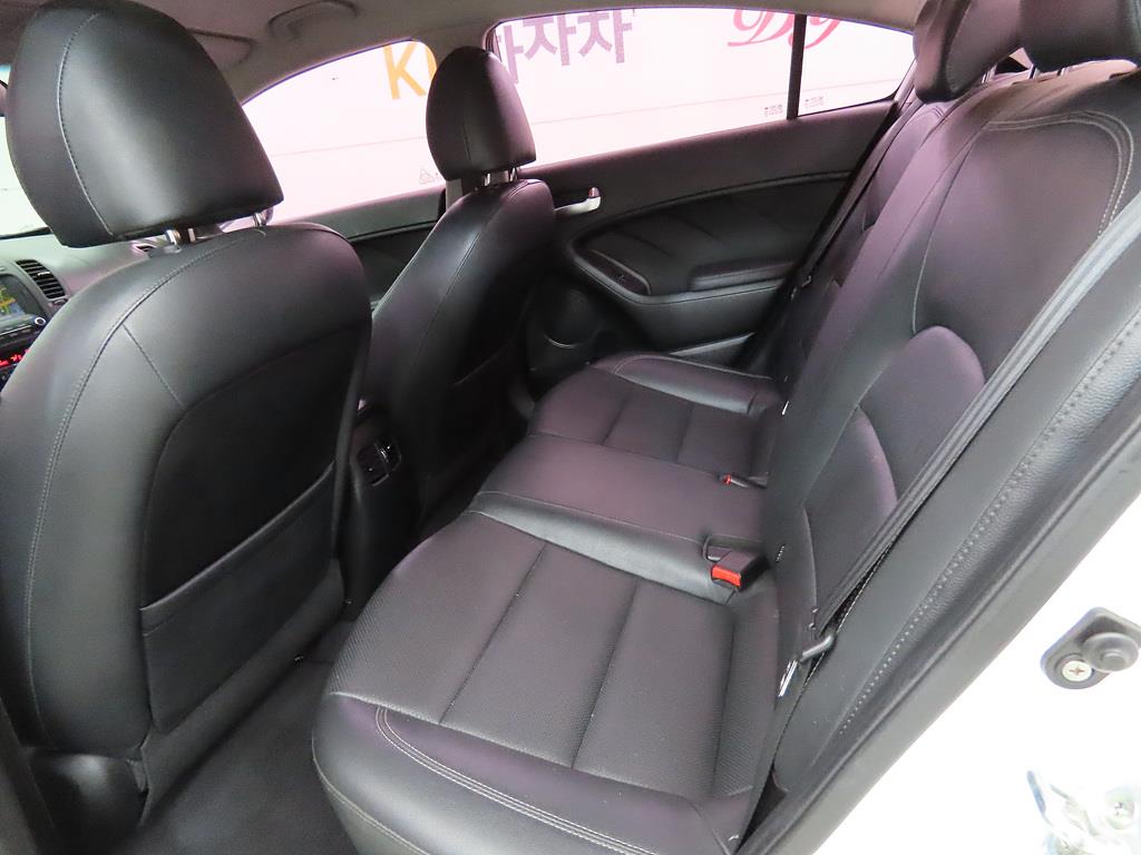KIA K3 - Vista 7