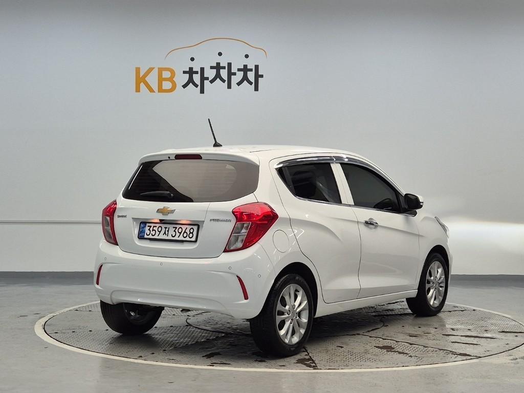 Chevrolet Spark - Vista 3