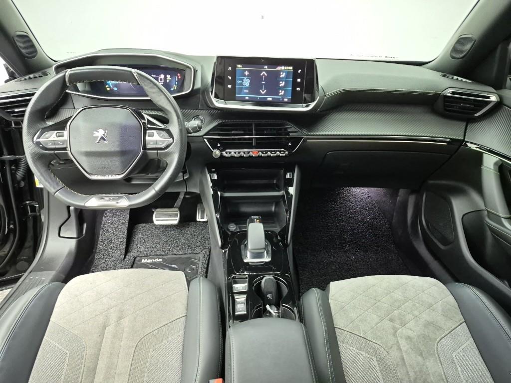 Peugeot 2008 - Vista 5
