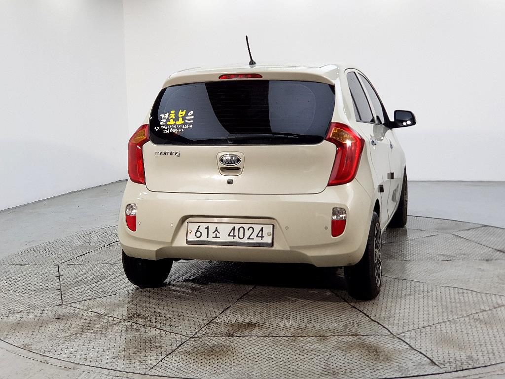 KIA Morning - Vista 3