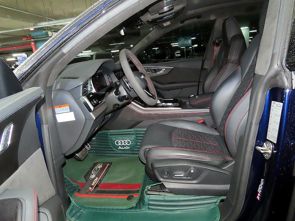 Audi RSQ8 - Vista 6