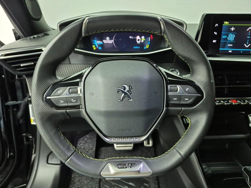 Peugeot 2008 - Vista 9