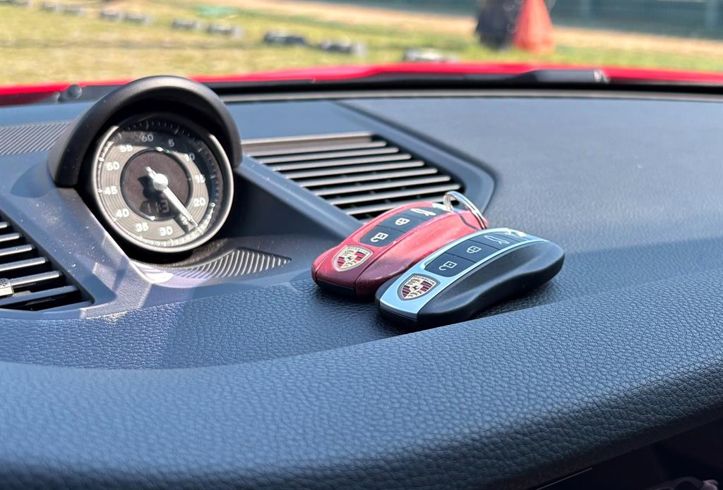 Porsche 911 2022 Rojo - Importación desde Corea - HF Imports Iquique - Foto 14