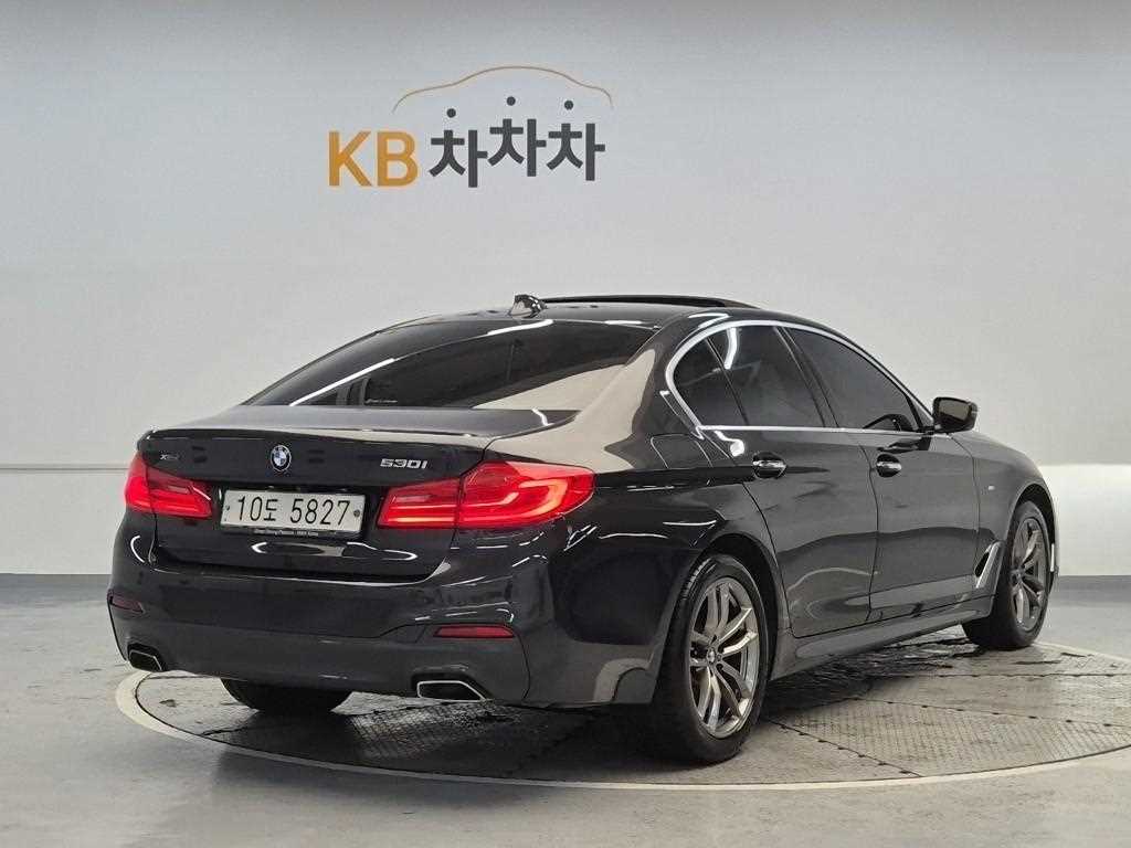 BMW 5 Series - Vista 3