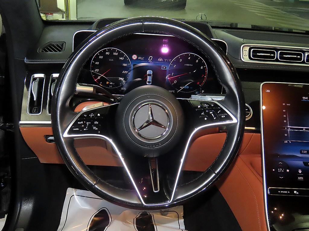 Mercedes Benz S Class - Vista 8