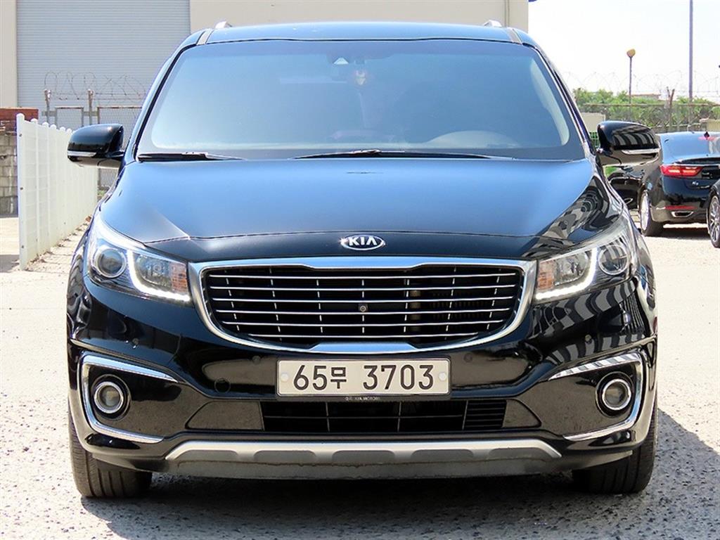 KIA Carnival 2018 - Importación desde Corea - HF Imports Iquique - Foto 1