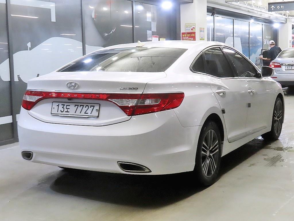 HYUNDAI Grandeur - Vista 4