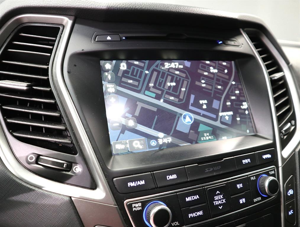 HYUNDAI Santa Fe - Vista 10