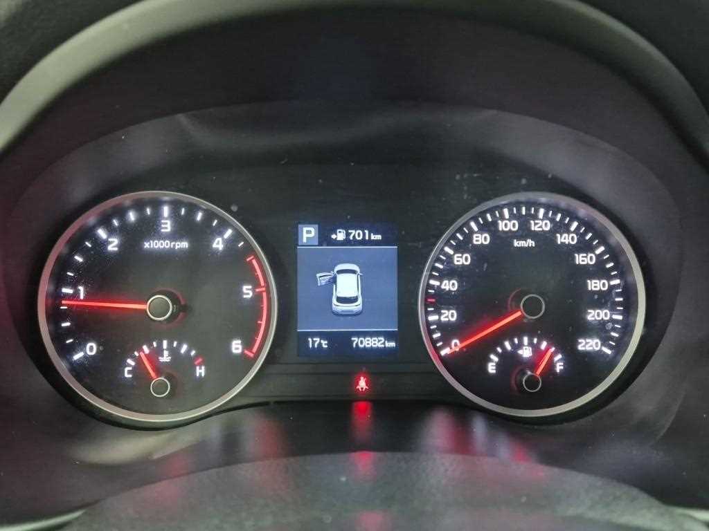KIA Stonic - Vista 6