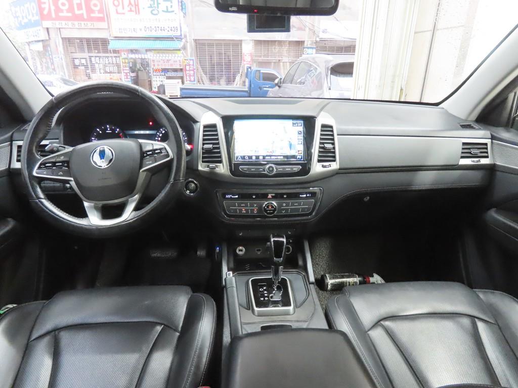 Ssangyong Rexton - Vista 7