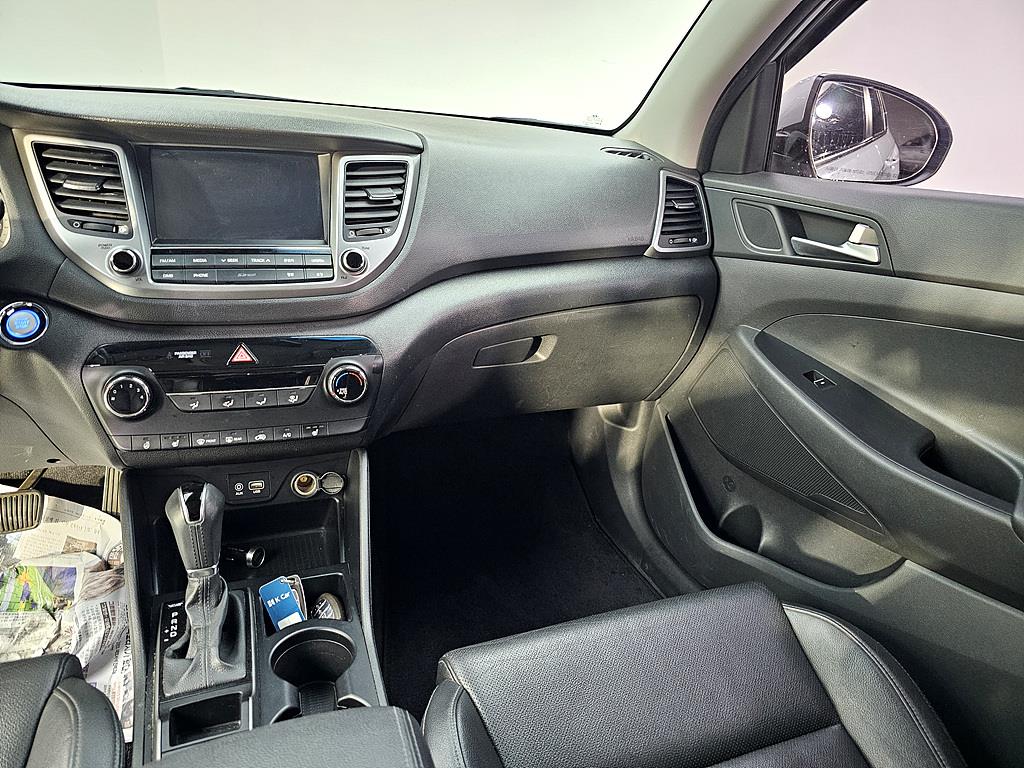HYUNDAI Tucson - Vista 10