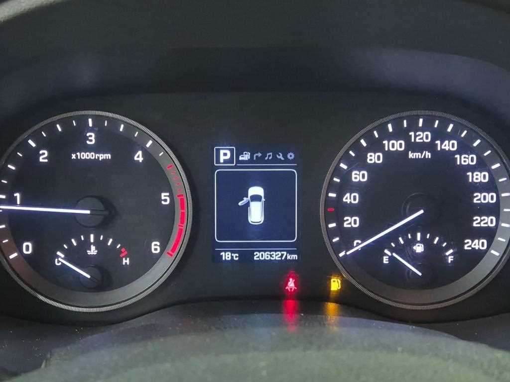 HYUNDAI Tucson - Vista 6