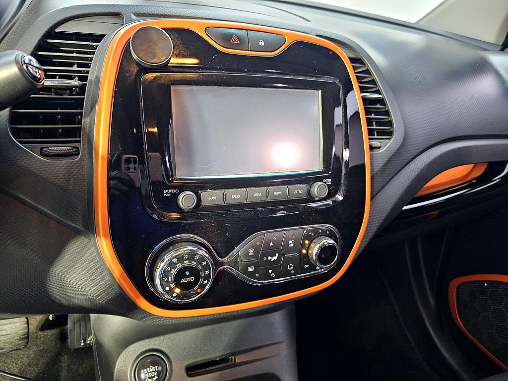 SAMSUNG QM3 - Vista 12