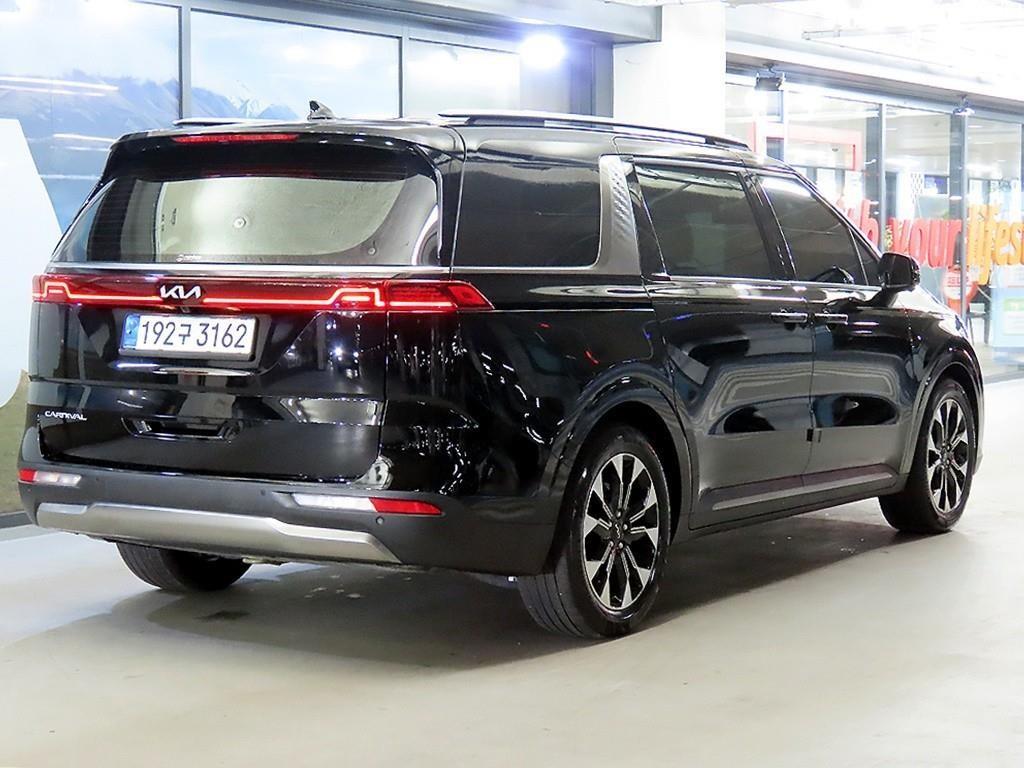KIA Carnival - Vista 4