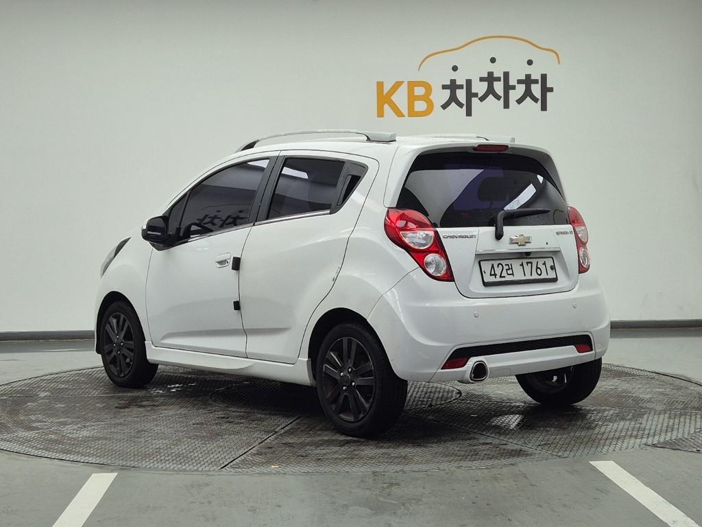 Chevrolet Spark - Vista 3