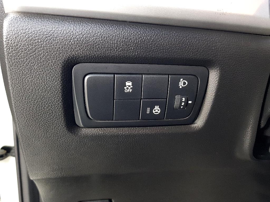 Ssangyong Korando - Vista 11