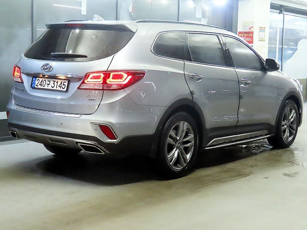 HYUNDAI Maxcruz - Vista 4