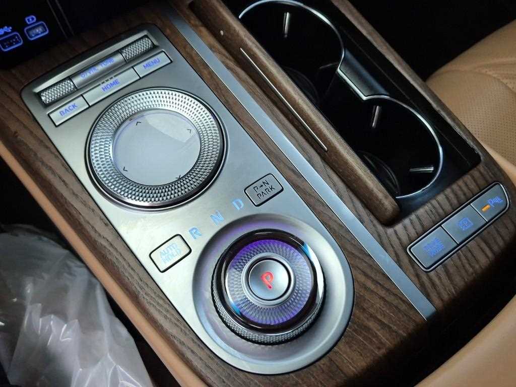 Genesis G80 - Vista 8