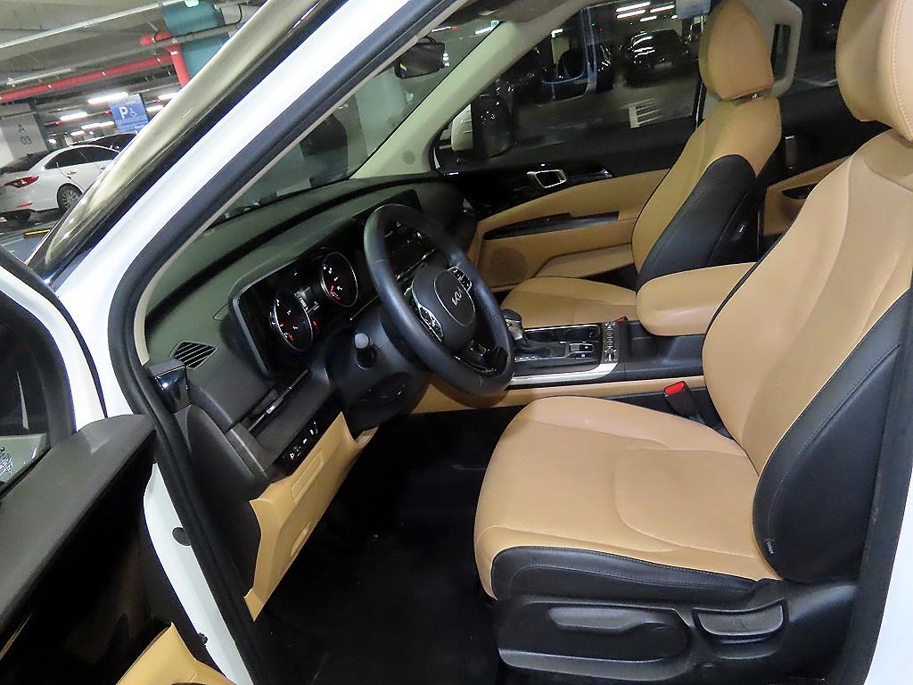 KIA Carnival - Vista 6