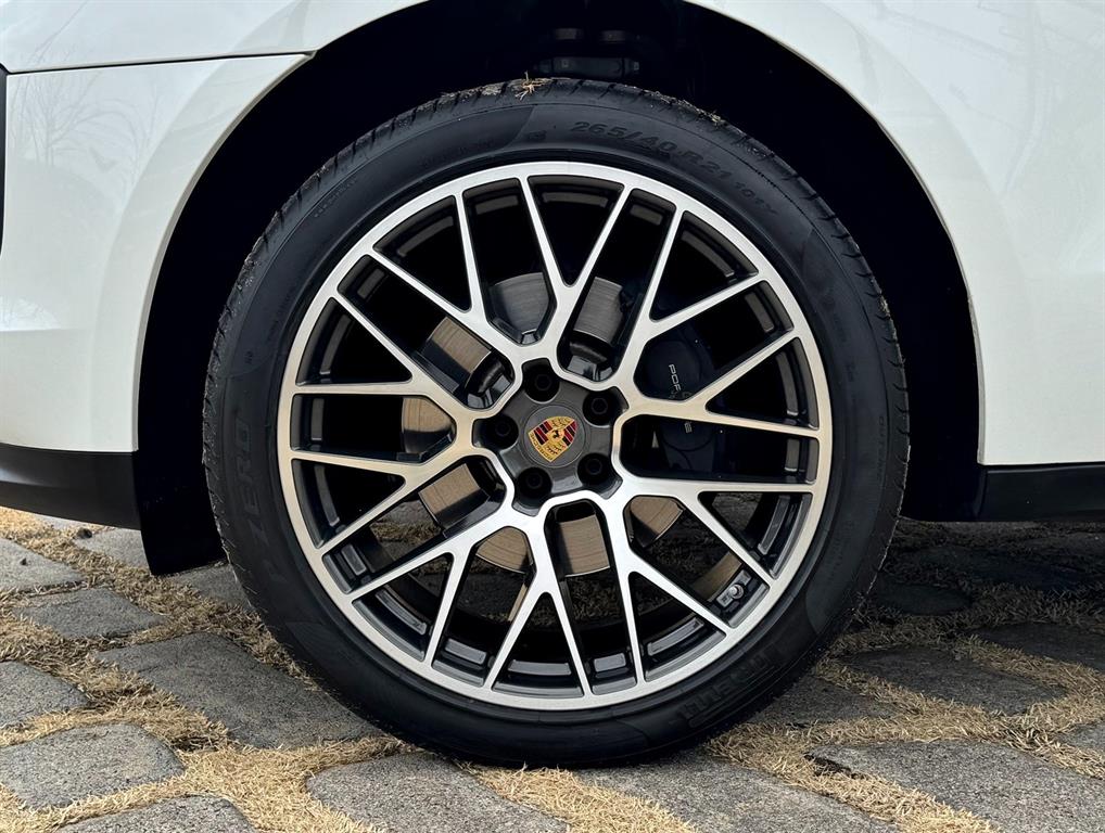 Porsche Macan - Vista 9