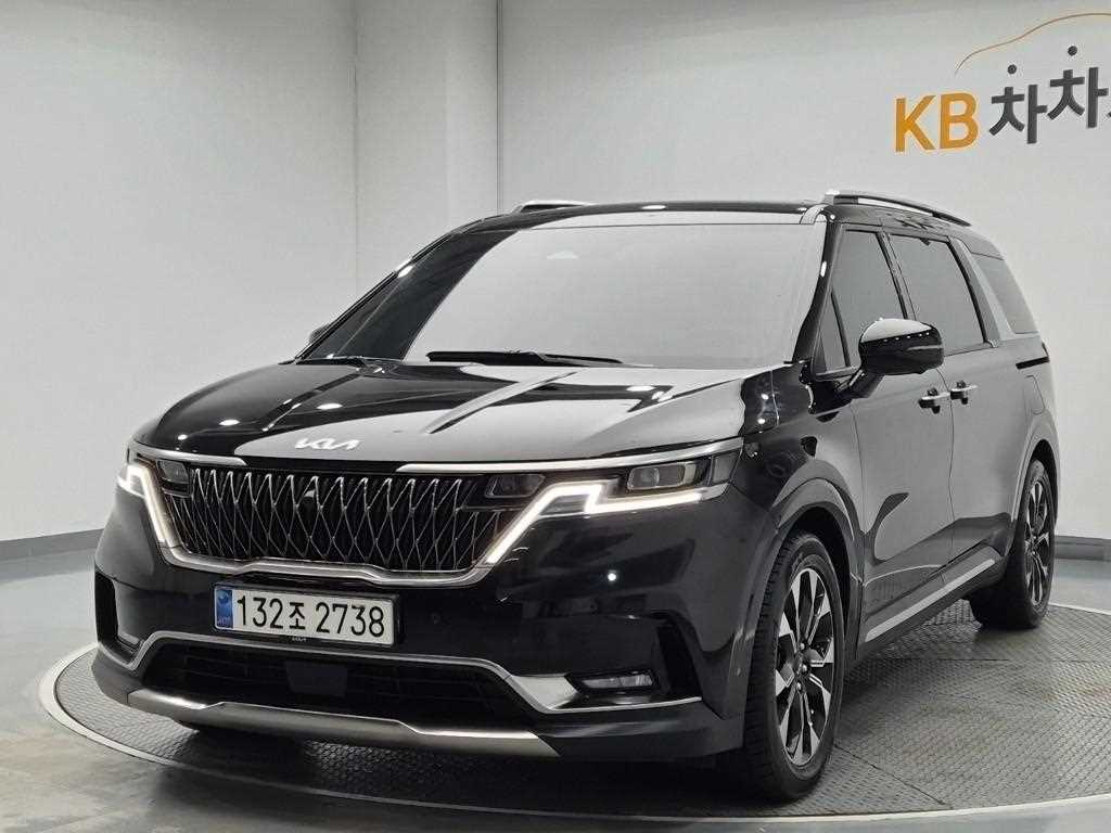 KIA Carnival 2023 Negro - Importación desde Corea - HF Imports Iquique - Foto 1