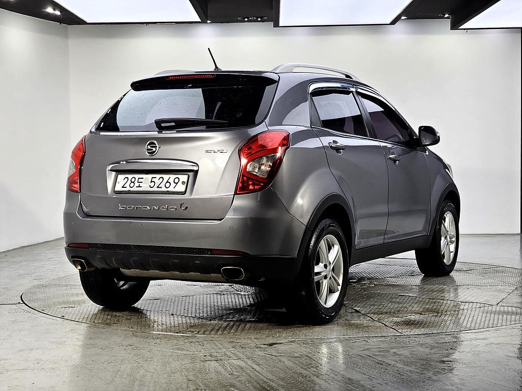 Ssangyong Korando - Vista 4