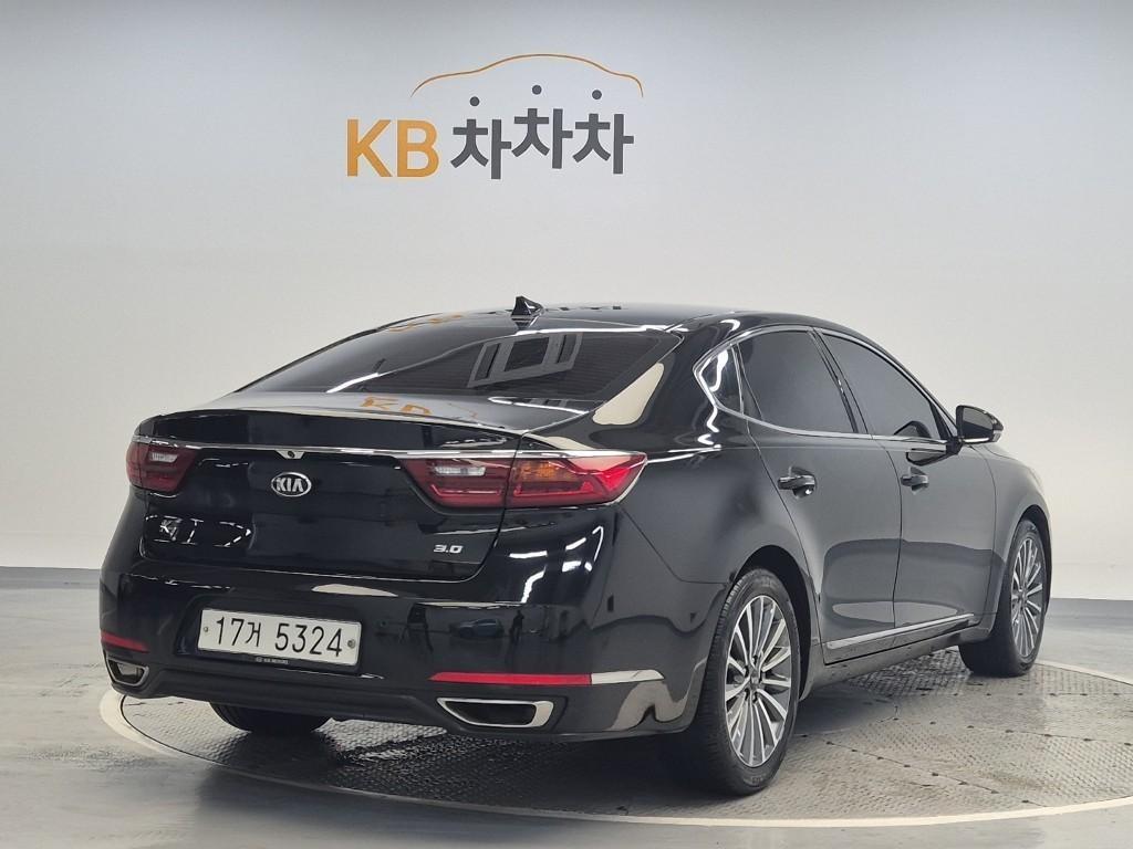 KIA K7 - Vista 4