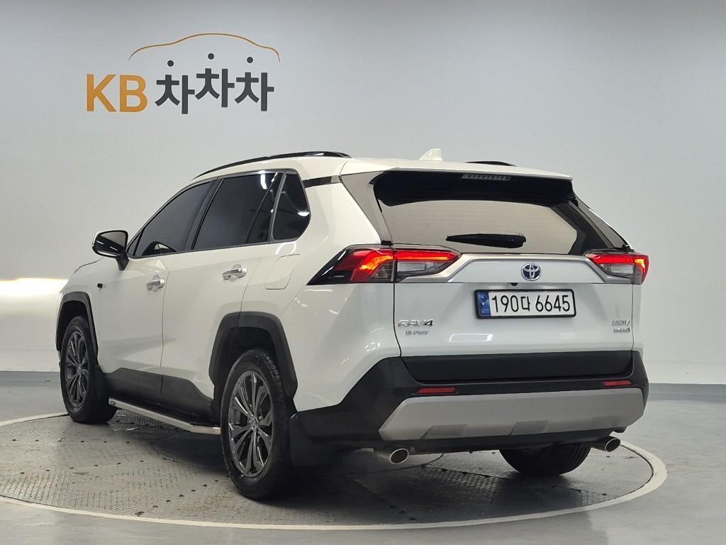 Toyota RAV4 - Vista 2
