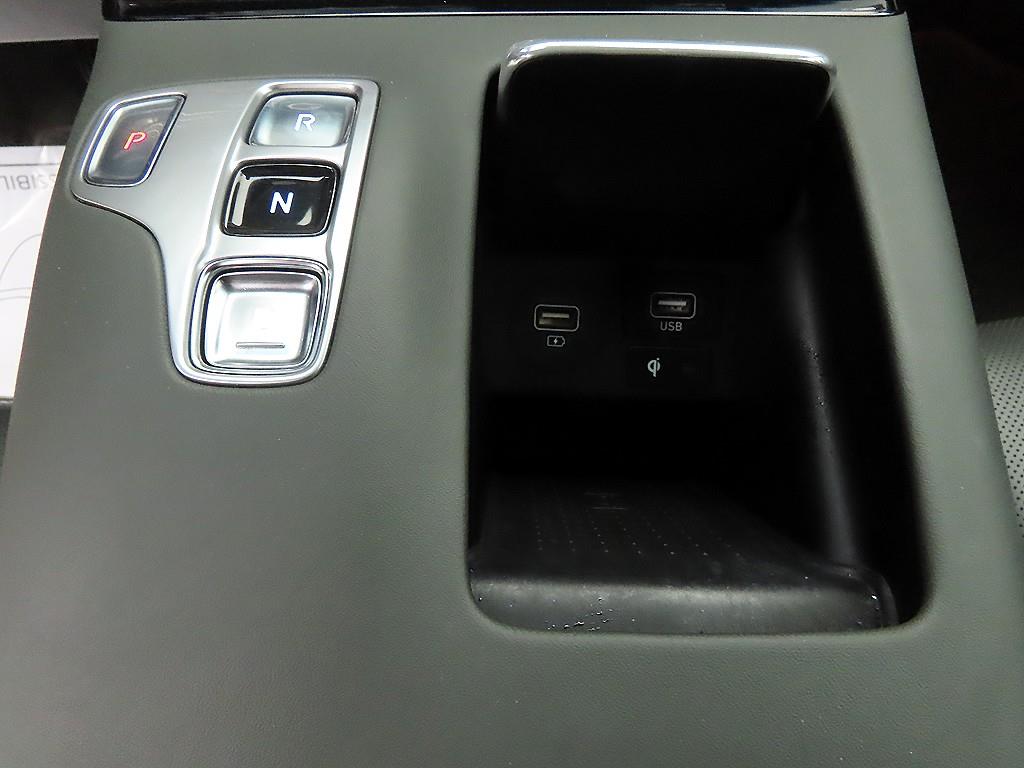 HYUNDAI Grandeur - Vista 10