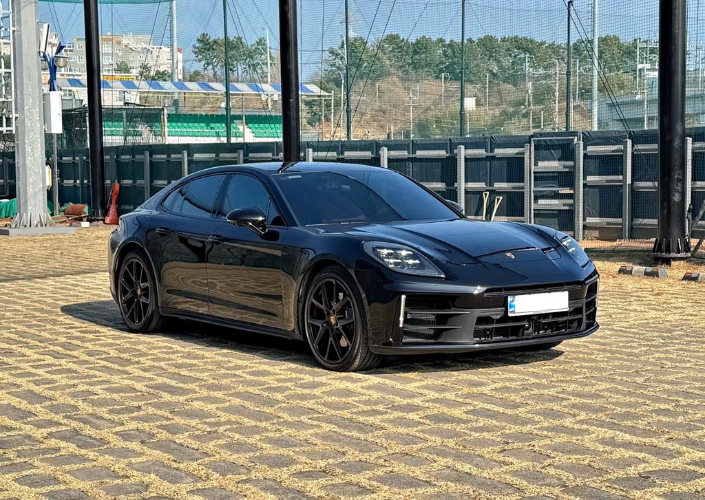 Porsche Panamera - Vista 5