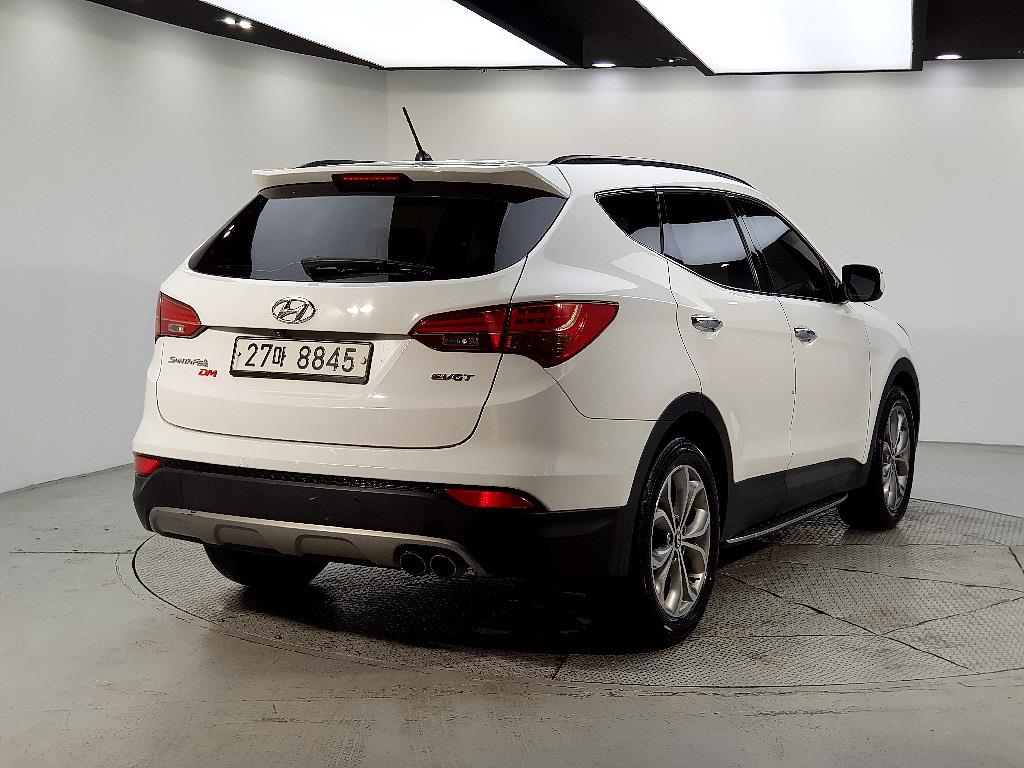 HYUNDAI Santa Fe - Vista 4