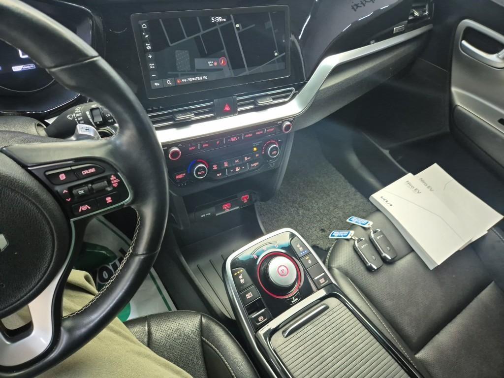 KIA Niro - Vista 10