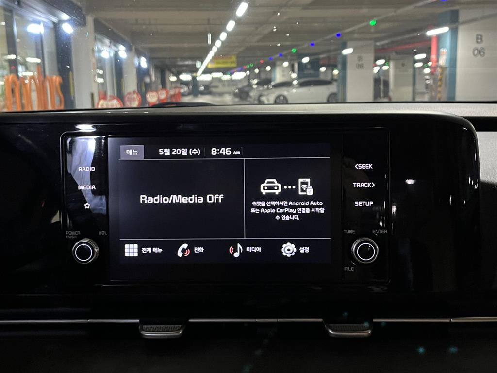 KIA Carnival - Vista 11