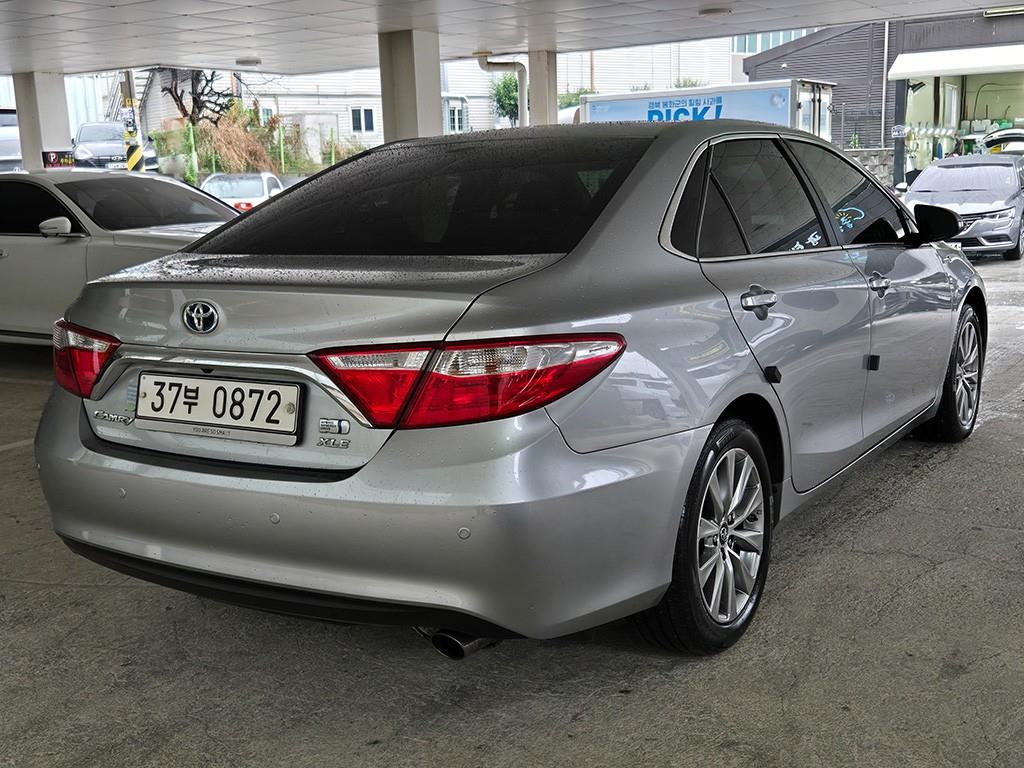 Toyota Camry - Vista 3