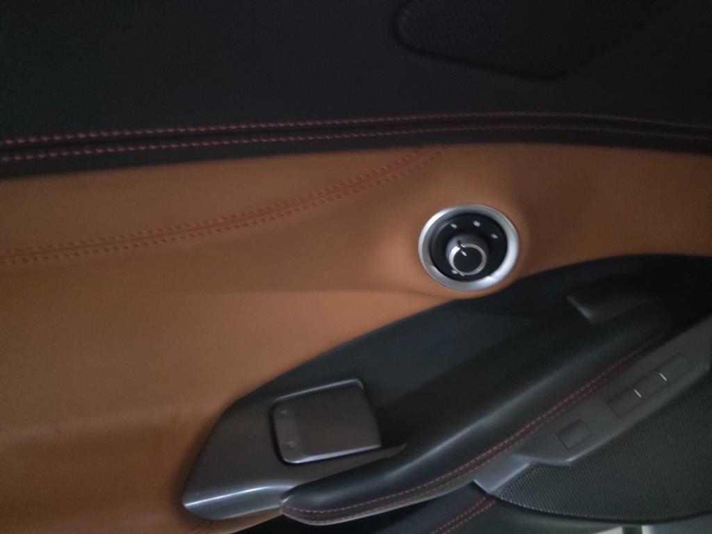 Ferrari Portofino - Vista 8