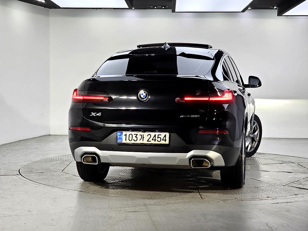 BMW X4 - Vista 3