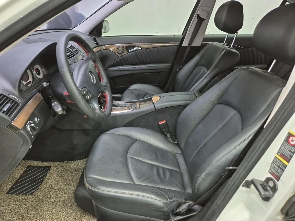 Mercedes Benz E class - Vista 11
