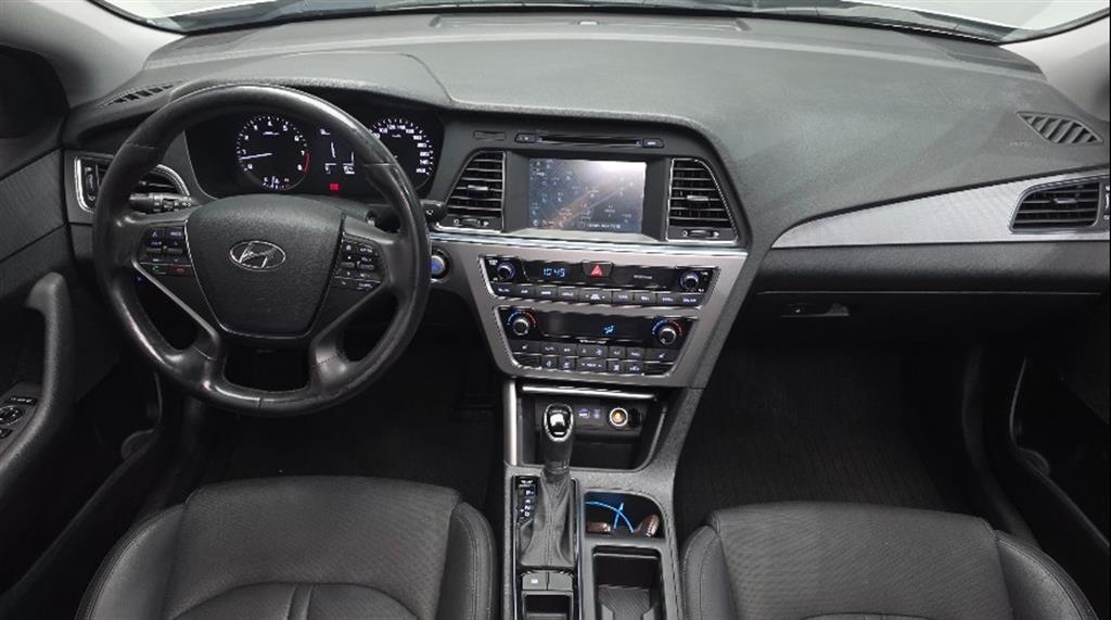 HYUNDAI Sonata - Vista 7