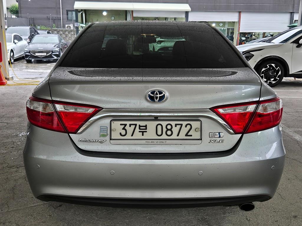 Toyota Camry - Vista 4